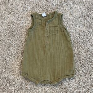 Old Navy Olive Baby Romper 6-12 Months